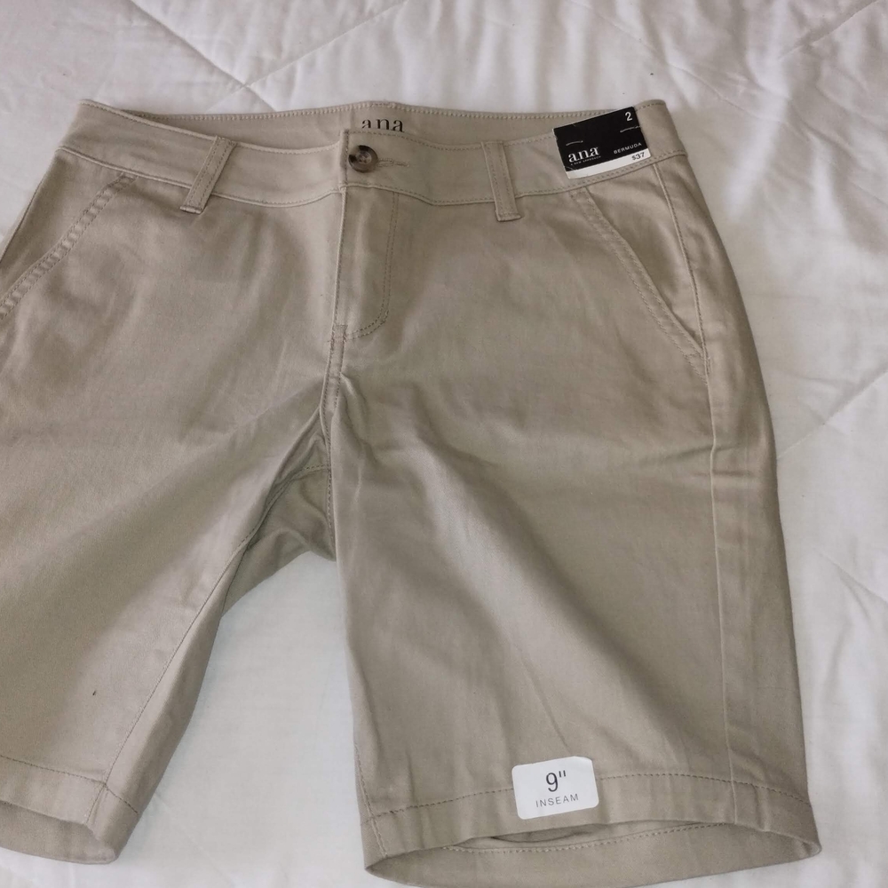 Apt. 9 Men's Tan Shorts